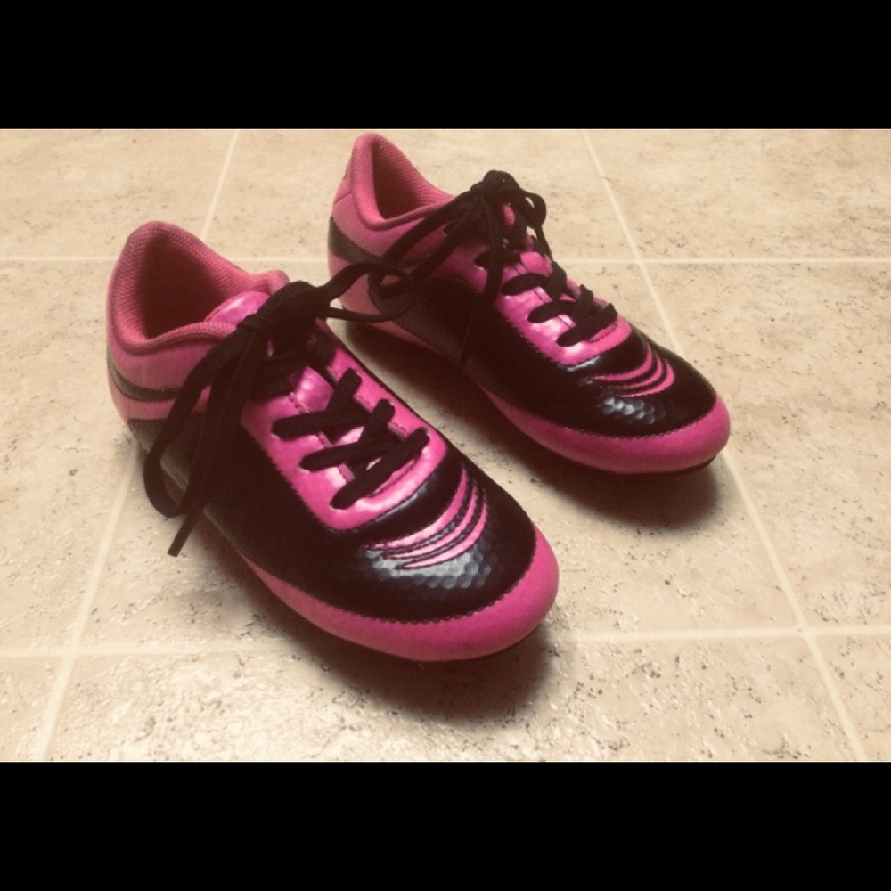 ⚽️ VIZARI GIRLS PINK SOCCER CLEATS ⚽️